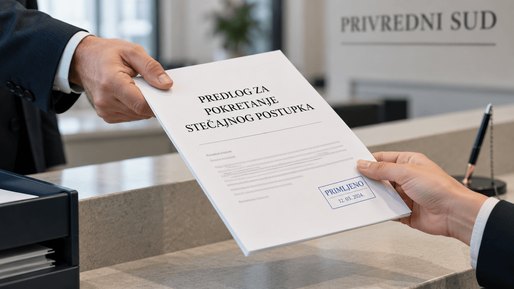 Predlog za pokretanje stečajnog postupka predaje se na prijemnom šalteru Privrednog suda u Srbiji.